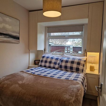 28 Broadside Holiday Chalet Near Broads & Beaches Stalham Exterior foto
